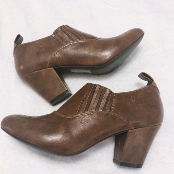 ModCloth Ankle Boots - Picture 2 of 6